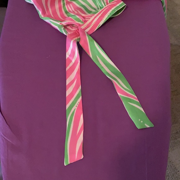 This Lilly needs no introduction. Pretty in pink - Picture 5 of 9